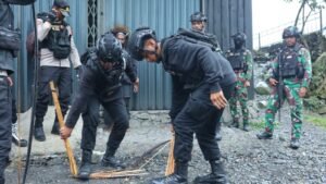 Jelang Sidang MK Terkait Sengketa Pilkada, Aparat Gabungan Gelar Patroli di Kabupaten Puncak Jaya