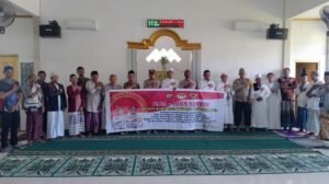 Polsek Muara Tami Polda Papua Sambangi Jemaah Masjid Miftahul Amal