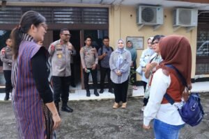 Meninjau Lokasi Dapur Sehat, Kapolda Papua Dampingi Badan Gizi Nasional