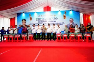 Buka Bersama Dengan Buruh, Kapolri Sampaikan Kabar Gembira