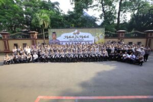 Dalam Momentum Halal Bihalal, Kadiv Humas Sampaikan Apresiasi Pengamanan Mudik Lancar dan Nyaman