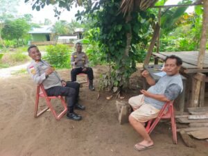 Kapolsek Bonggo Polda Papua Jalin Silaturahmi dengan Warga di Wilayah Hukumnya