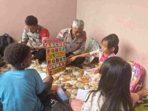 Si Ipar Intens Mengedukasi Anak-Anak Putus Sekolah Dan Tidak Bisa Calistung