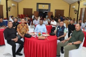 Kapolda Papua Lakukan Kegiatan Malam Pelepasan Tugas Pilot dan Crew BKO Dit Pol Udara Baharkam Polri di Polda Papua