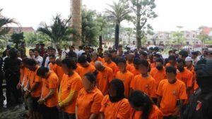 Polisi Ringkus 135 Tersangka dalam Operasi Berantas Premanisme