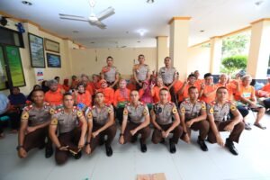 Taruna Akademi Kepolisian Gelar Bakti Sosial di Rumah Perlindungan Lansia