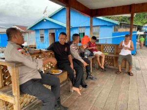 Kasat Binmas Polresta Sambang Warga Pulau Kosong Edukasikan Kamtibmas