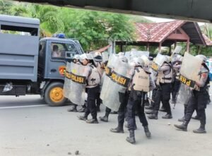 Kapolresta “Aksi Demo Hari Ini Tak Berijin dan Berujung Ricuh, 4 Personel Jadi Korban, Satu Truck Polri Hangus Dibakar”