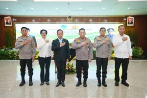 Teken MoU dengan Kementerian LH, Kapolri Komitmen Jaga Kualitas Lingkungan Hidup Jadi Lebih Baik
