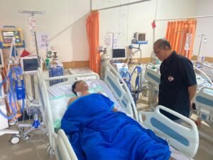 Dir Samapta Polda Papua Kunjungi Anggota yang Terluka Akibat Serangan OTK di Yahukimo