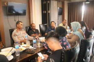 Kabid Humas Polda Papua Gelar Silaturahmi Dengan Wartawan