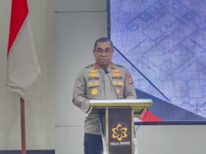 Polda Papua Barat Serahkan Dokumen Kedinasan ke Polda Papua Barat Daya