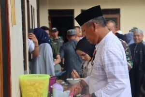 Merajut Kebersamaan, Membangun Sinergi: Idul Adha Bersama TNI, Polri, dan Masyarakat Lanny Jaya