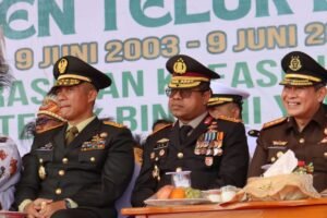 Kapolda Papua Barat Hadiri Upacara HUT ke-22 Kabupaten Teluk Bintuni