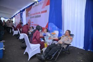 Semarak Hari Bhayangkara ke-79, Polda Jabar Gelar Donor Darah di Cikole Lembang