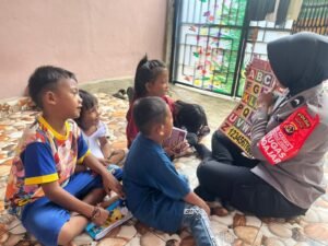 Operasi Rasaka Cartenz Berikan Ilmu Pengetahuan Melalui Edukasi Kepada Anak-Anak