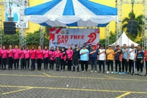 Car Free Day Sambut Hari Bhayangkara ke-79, Polda Sulut Gelar Bakti Kesehatan hingga Dapur Umum