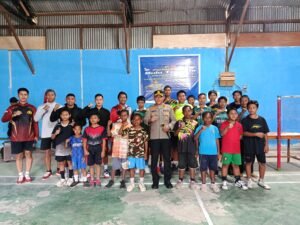 Kapolres Tolikara Buka Turnamen Badminton dalam Rangka Hari Bhayangkara ke-79