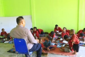 Subsatgas Si-Ipar Dorong Kreativitas Anak-Anak di Kabupaten Yalimo Lewat Kegiatan Menggambar dan Melukis