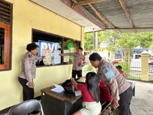 Subsatgas SI-IPAR Polres Jayawijaya Edukasi Anak-anak dalam Rangka Operasi Rasaka Cartenz 2025