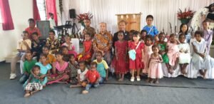 Wujud Kepedulian, Polda Papua Dukung Pelayanan Gereja di Wamena Lewat Bantuan Rohani dan Sosial