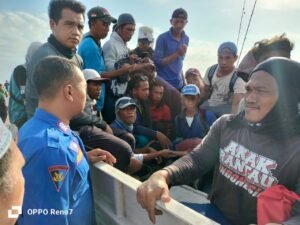 Personel Polda Bali Dikerahkan Cari Korban Kapal Tenggelam di Selat Bali