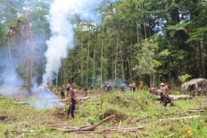 Polres Waropen Tinjau Lahan CJP dan Persiapkan Program Penanaman Jagung Serentak