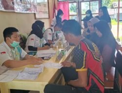 Polsek Sarmi Kota dan Puskesmas Gelar Pemeriksaan Kesehatan Gratis untuk Personel dan Warga