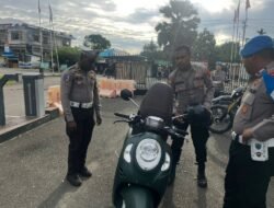 Pemeriksaan Internal Kendaraan Personel, Polda Papua Barat Tertibkan Kepatuhan dalam Rangka Operasi Patuh Mansinam 2025