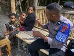 Subsatgas Keladi Sagu Berikan Pengobatan Bagi Ibu dan Balita yang Alami Sakit Batuk Pilek di kab. Yalimo