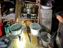 Satresnarkoba Polresta Manokwari Polda Papua Barat Ungkap Produksi dan Peredaran Miras Lokal Ilegal Yang Meresahkan Masyarakat
