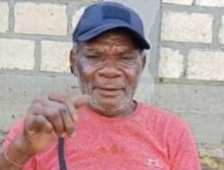 Lambert Pekikir: Jangan Ada Intimidasi, Biarkan Demokrasi Berjalan di Keerom