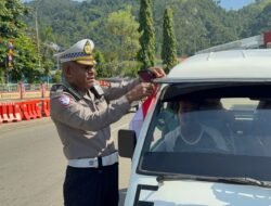 Sambut HUT RI ke-80, Ditlantas Polda Papua Gelar Gerakan Polantas Menyapa Masyarakat