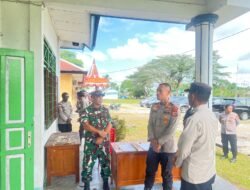 Kapolres Keerom Lakukan Monitoring, Pastikan Rapat Pleno Terbuka Tingkat Distrik Berjalan Aman dan Kondusif