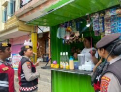 Polwan Anggrek Hitam Ditsamapta Gelar Patroli Dialogis di Jayapura Selatan