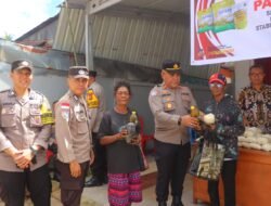 Polres Supiori Gelar Gerakan Pangan Murah di Pertigaan Jalan Sorendiweri Raya