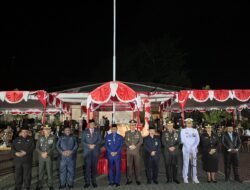 Polda Papua Barat Ikuti Upacara Taptu dan Pawai Obor Peringatan HUT ke-80 Kemerdekaan RI