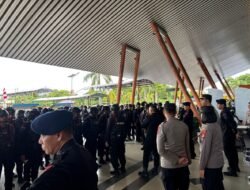 100 Personel Brimob Polda Papua Barat Diberangkatkan ke Sorong Papua Barat Daya Amankan Aksi Unjuk Rasa