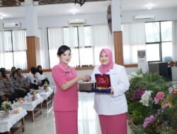 Peringati HKGB ke-73 dan HUT Polwan ke-77, Bhayangkari Gelar Ceramah Kesehatan Holistik