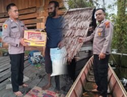 Personel Pos Polisi Passue Kunjungi Warga Terdampak Banjir di Kampung Bifo