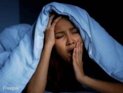 Pernah Terbangun Lebih Awal Dini Hari? Ini Penjelasannya
