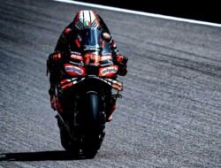 Marco Bezzecchi Menangi Sprint Race MotoGP Mandalika 2025