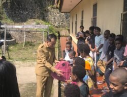 PJ Gubernur Papua Kunjungi dan Beri Tali Asih kepada Korban Kebakaran Panti Asuhan di SPN Polda Papua