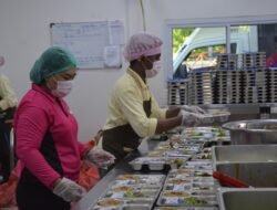 SPPG Polda Papua Sajikan Menu Spesial di Hari Ulang Tahun Presiden, apa isinya ?