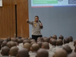 Kabid Humas Polda Papua Bekali Siswa Diktukba Polri