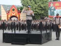 SPN Polda Papua Gelar Upacara Bendera Pola Pengasuhan Siswa Diktukba Polri T.A. 2025
