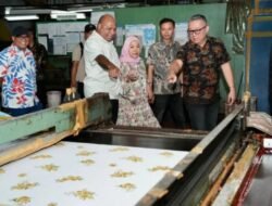 Gubernur Fakhiri Jajaki Kerja Sama dengan Gajah Group untuk Dorong Kemandirian UMKM Papua