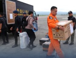 Polda Aceh Kembali Kirimkan Bantuan dan Nakes untuk Korban Banjir di Aceh Tamiang