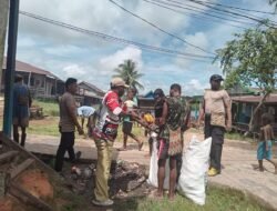 Cegah Banjir, Polsek Haju Bersama Unsur Terkait Dan Warga Laksanakan Kerjabakti Bersama