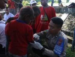 Subsagas Keladi Sagu Operasi Rasaka Cartenz Gelar Pelayanan Kesehatan dan Pembersihan Luka bagi Anak-Anak di Gunung Merah Sentani